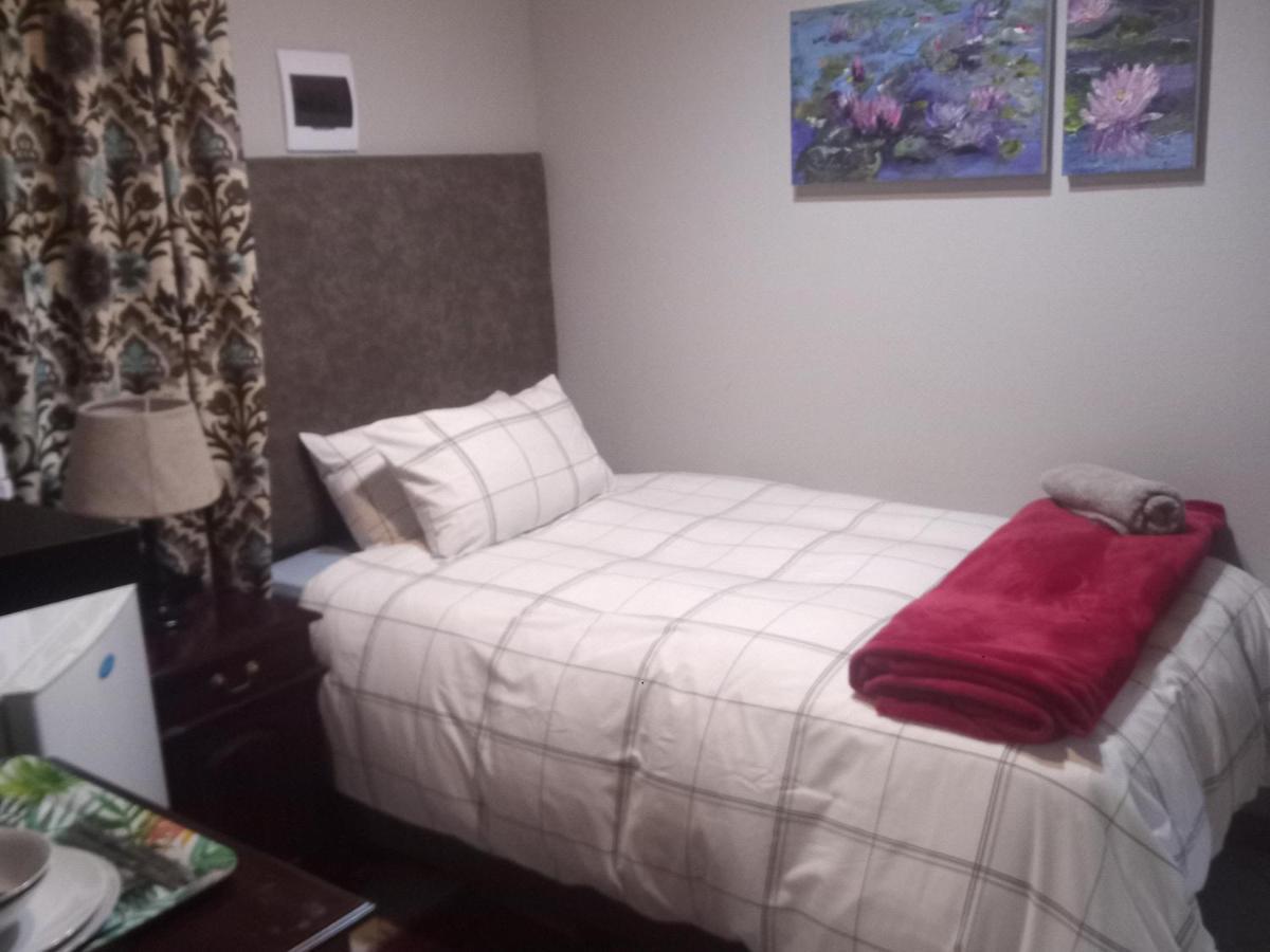 Loch Athlone Overnight Accommodation เบธเลเฮม ภายนอก รูปภาพ